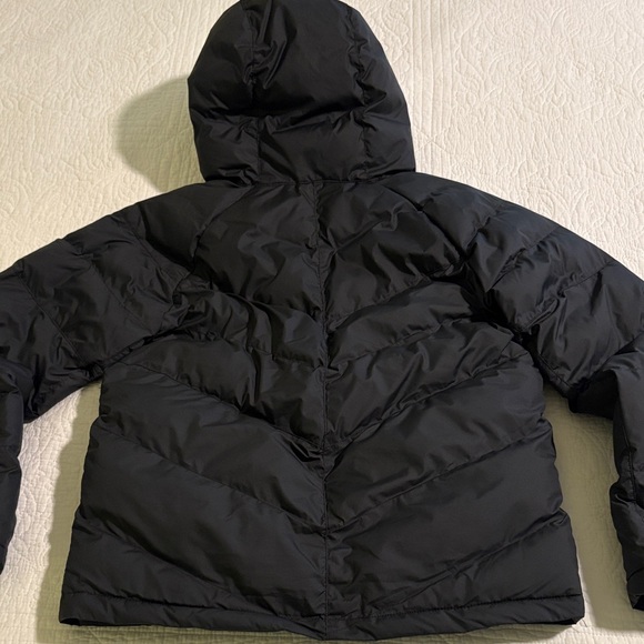 Nike Kids Hooded Black Puffer Jacket - XL - Picture 4 of 6